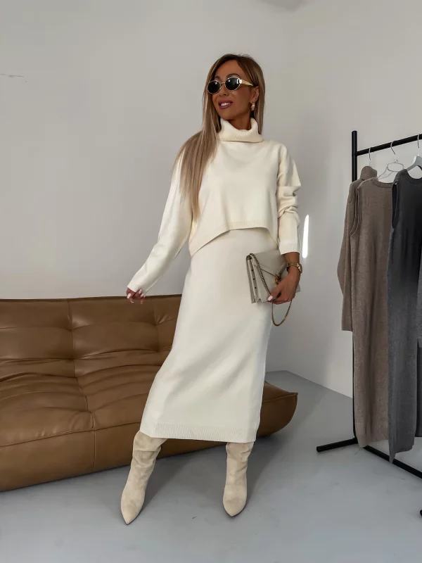 NICOLE™ – ELEGANT WINTER WEAR SET