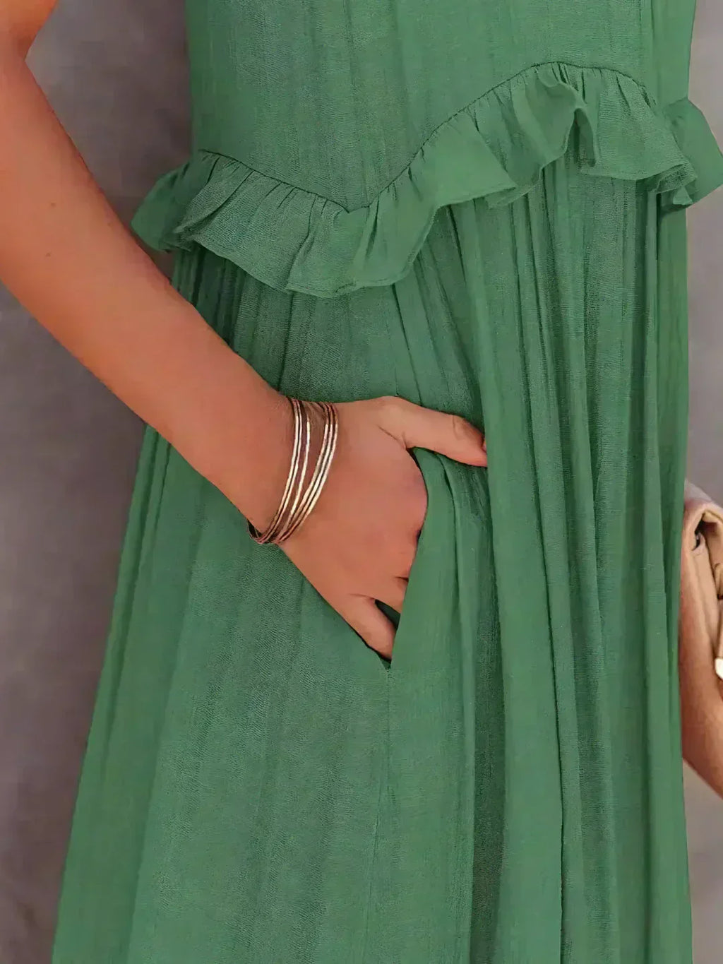 Landry - Chic Ruffle Trim Sleeveless Dress