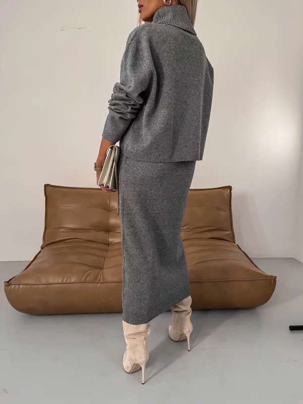 NICOLE™ – ELEGANT WINTER WEAR SET
