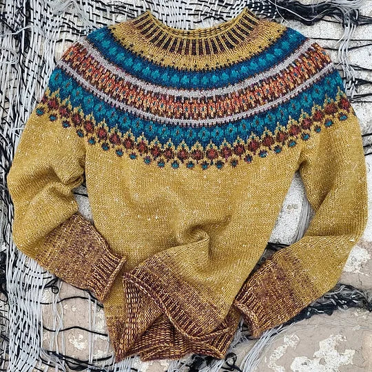Aroha™ – Colored Knitted Sweater