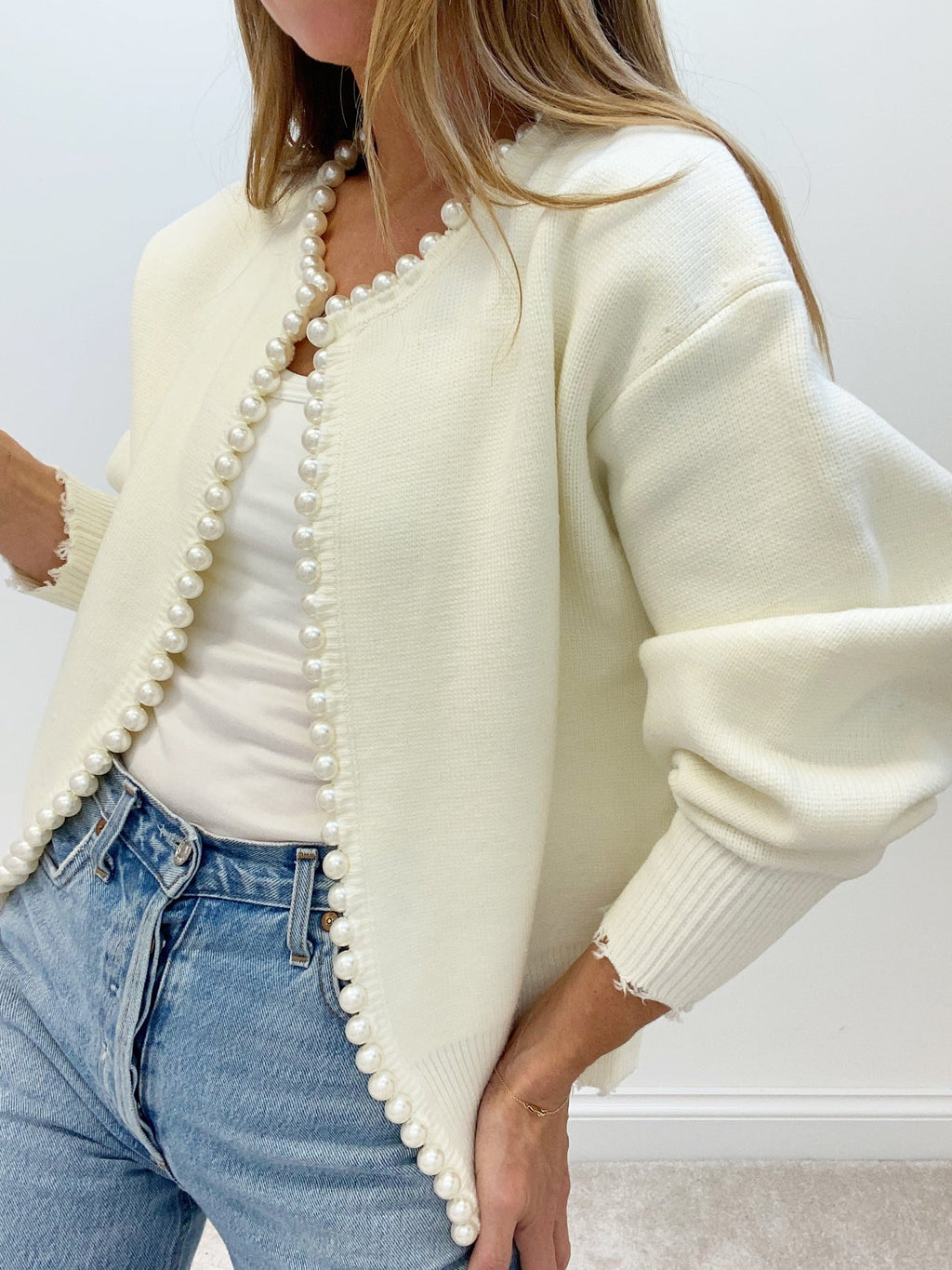 OLIVIA™ – CHIC PEARL CARDIGAN