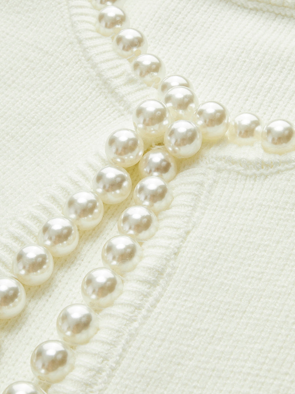 AVERY | CHIC PEARL CARDIGAN