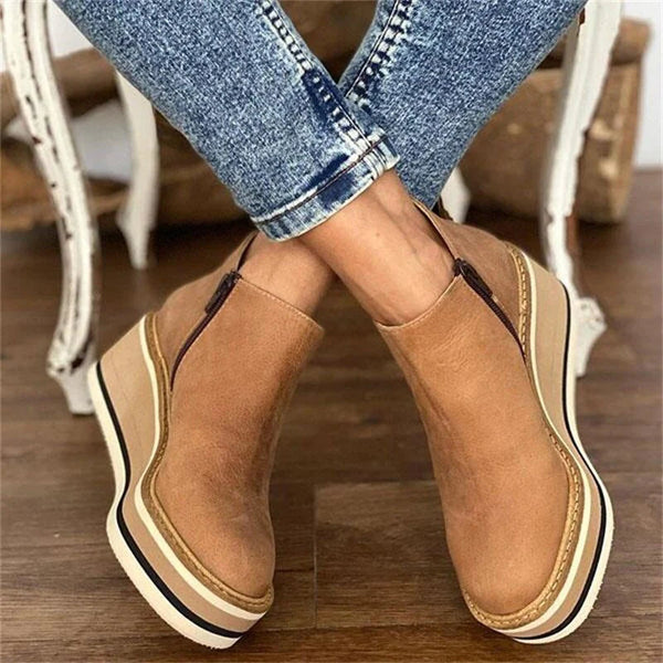 Elegant Slim-Fit Leather Boots