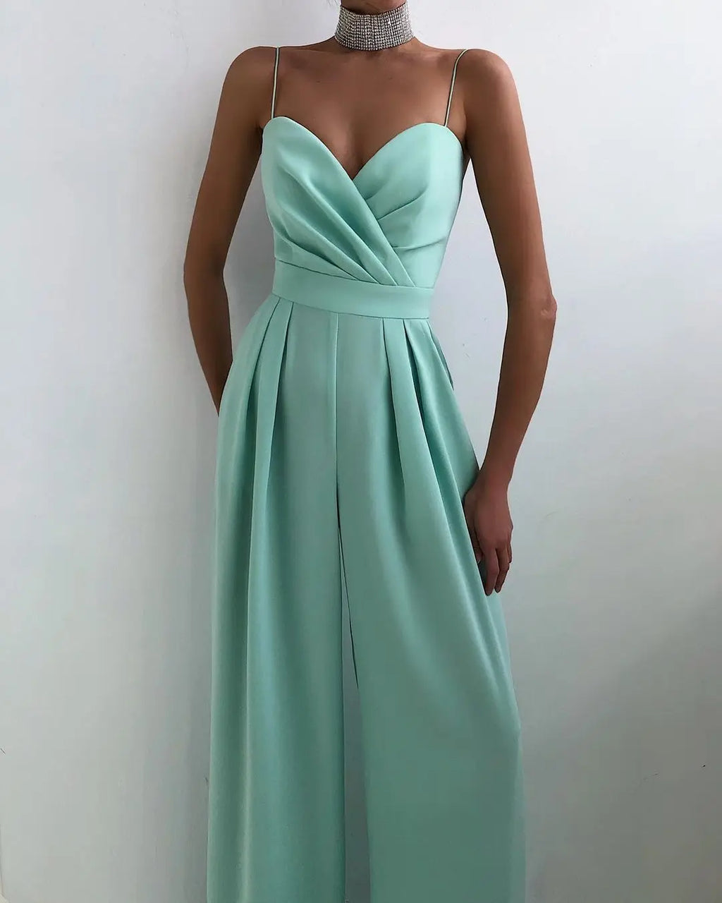 Sofia | Fluid Jumpsuit met Elegante Plissé