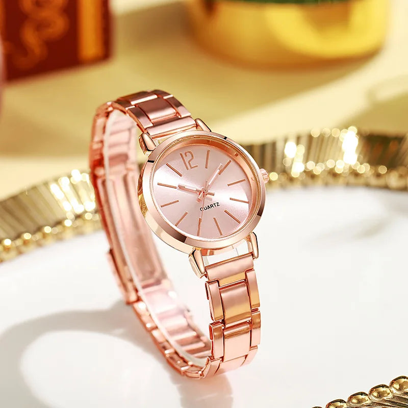 Hailey | Fashionable set with simple dial