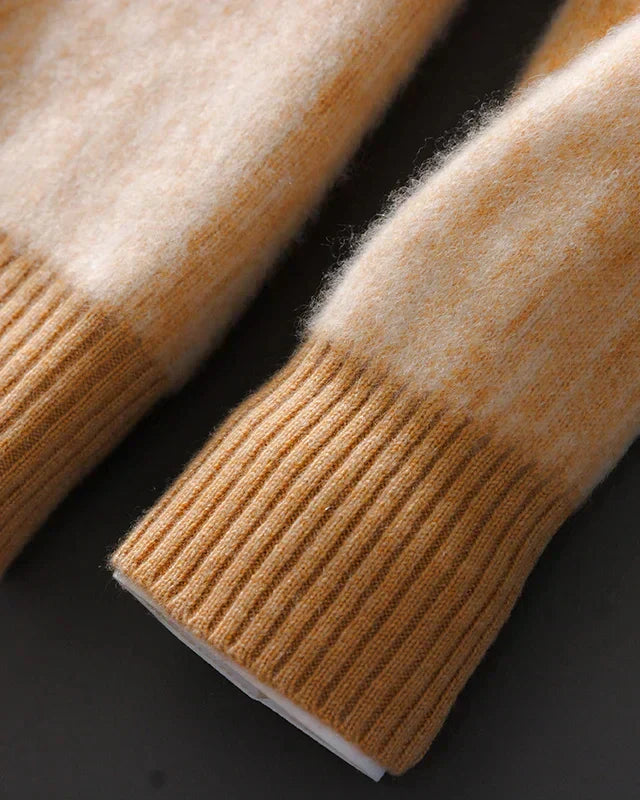 Velouré Luxe Comfort Sweater