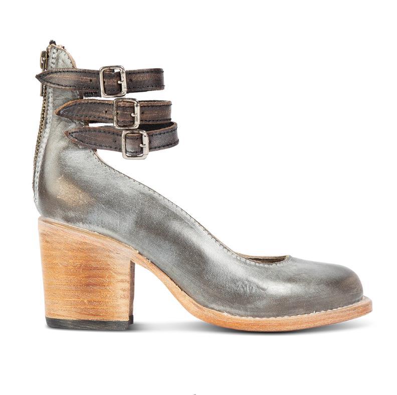 Timeless Vintage Leather Pumps