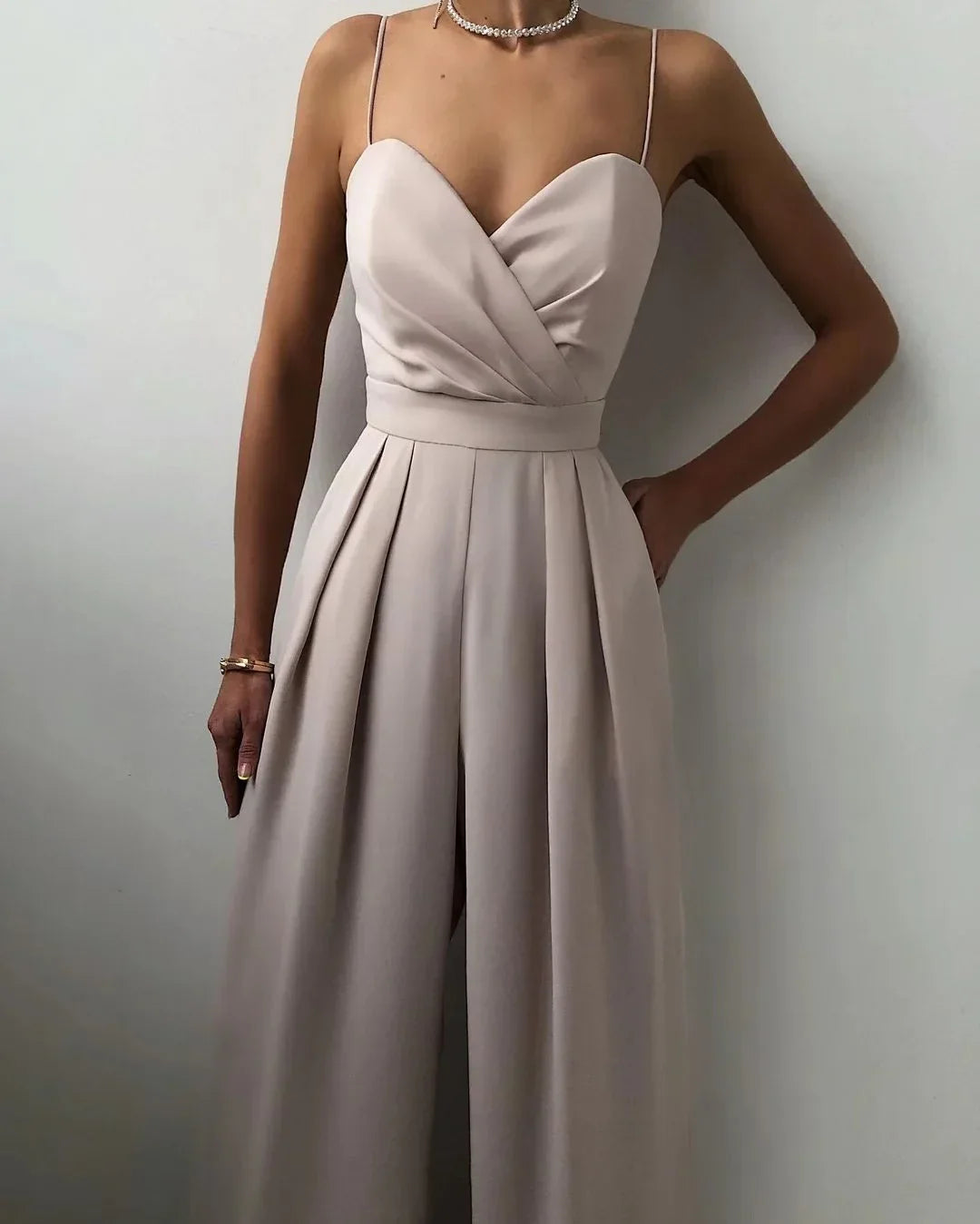 Sofia | Fluid Jumpsuit met Elegante Plissé