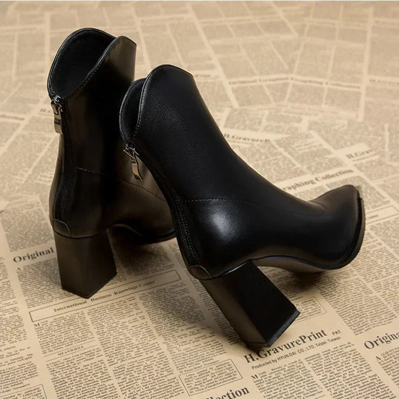 Relaxed Fit Leather Heels