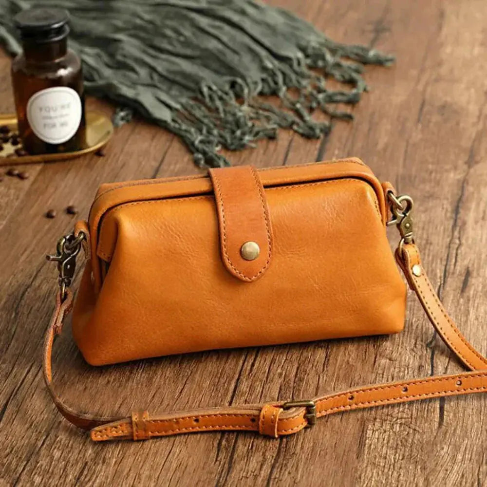 Theresa’s Everlasting Charm | Unique Women’s Bag