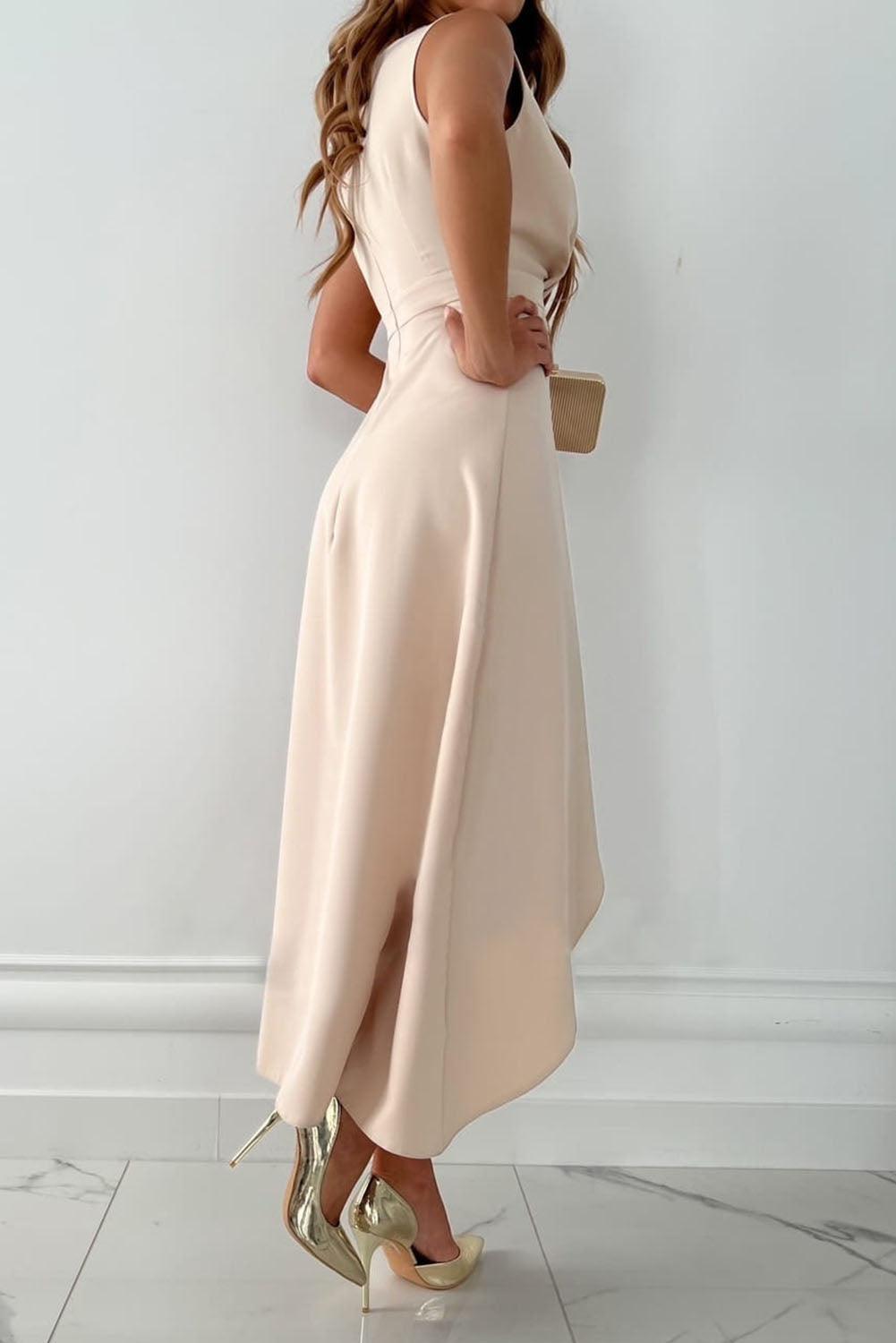 Lila – Chic Wrap V-Neck Midi Dress