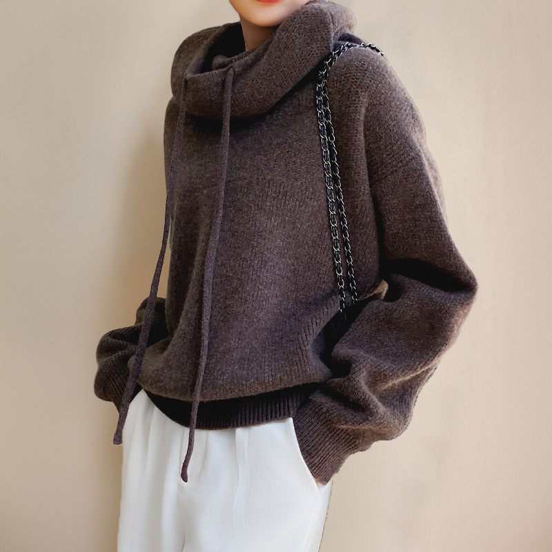 KARLA | TURTLENECK SWEATER